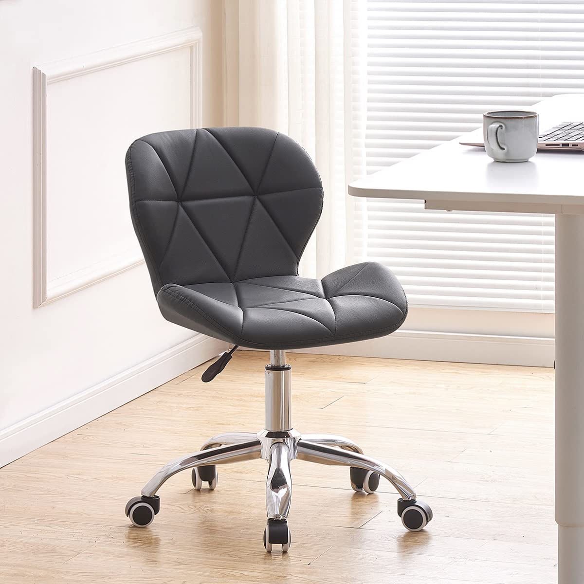 Jamiah Modern Desk Chairs Comfortable Study Chair Swivel Home Chair Height Adjustable PU Leather Desk Chair with Lift Chrome Legs for Home Bedrooms (White)