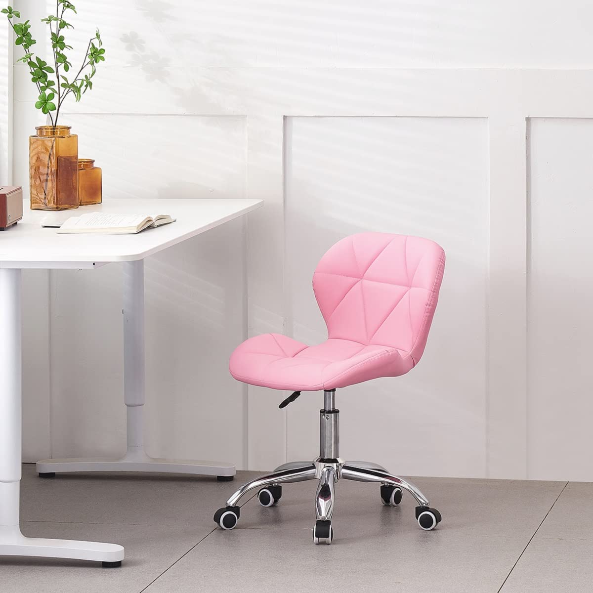 Jamiah Modern Desk Chairs Comfortable Study Chair Swivel Home Chair Height Adjustable PU Leather Desk Chair with Lift Chrome Legs for Home Bedrooms (White)